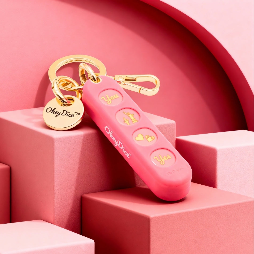 Porte-clé OkeyDice à 4 dés décisionnels — silicone soft-touch et métal doré